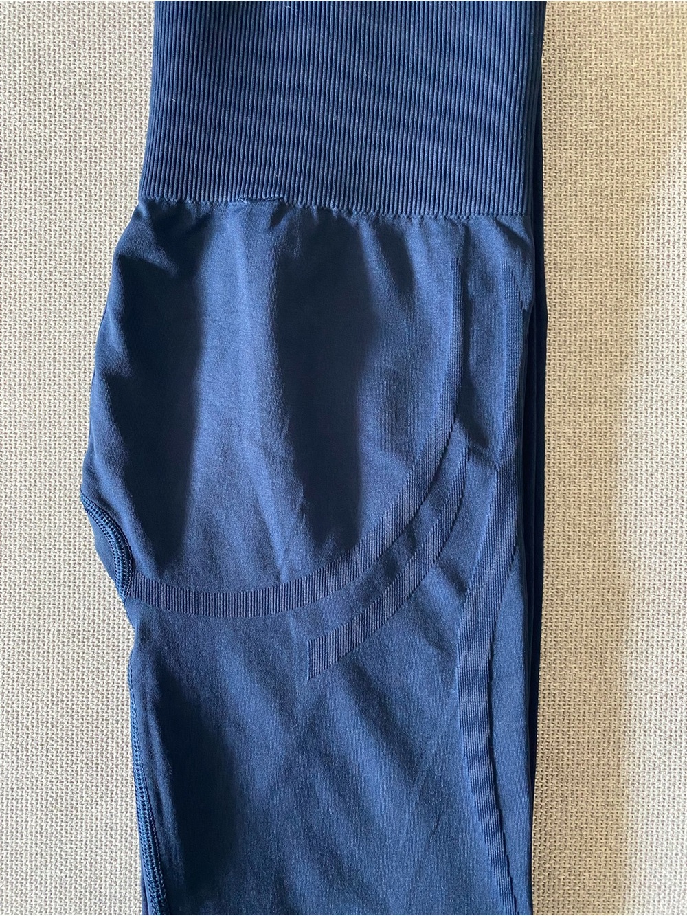 Gymshark deep blue leggings - Picture 2 of 2